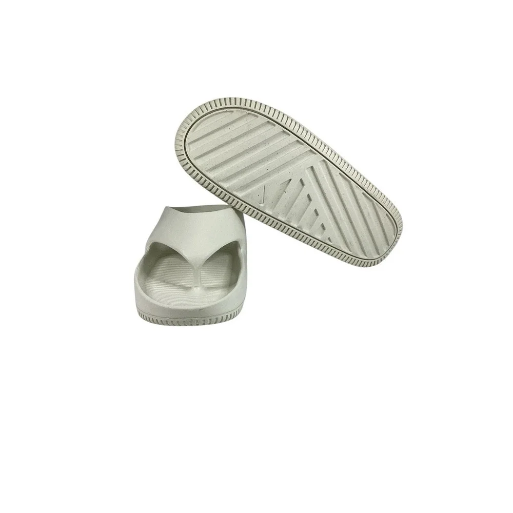 Nike Calm Flip Flop Womens Size 7 Men Size 6  No Box